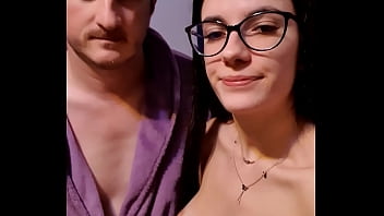 Mama face sex cu fisu xxx fara intrerupere