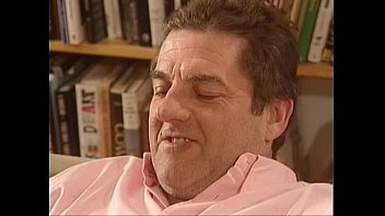 Film porno romanesti cu alina plugaru si o prietena cand se fut