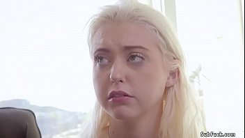 Studenta tanara din rusia face sex la mare pe nisip cu un grasan