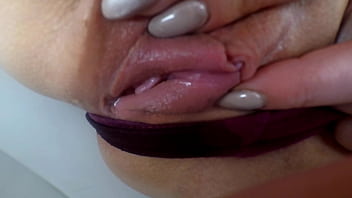 Are pasarica foarte larga aceasta femeie porno buna rau de pula